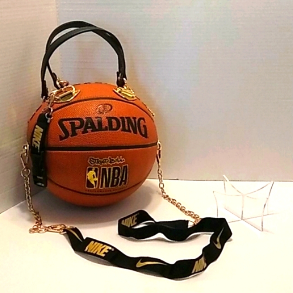 HANDMADE "ORIGINAL SPALDING" Basketball Purse ๐ - Picture 12 of 17